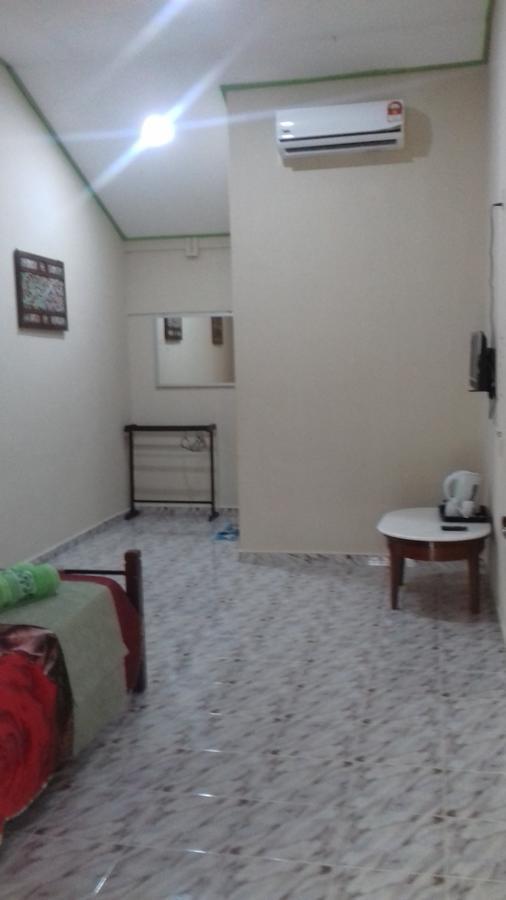 Mai Chenang Guesthouse Pantai Cenang  Exteriör bild